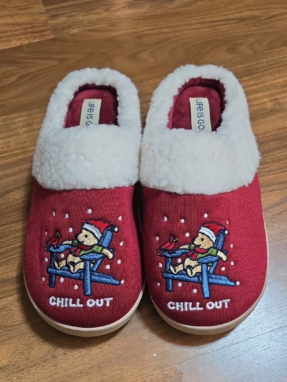 Life Is Good Winnie the Pooh "Chill Out" Slippers